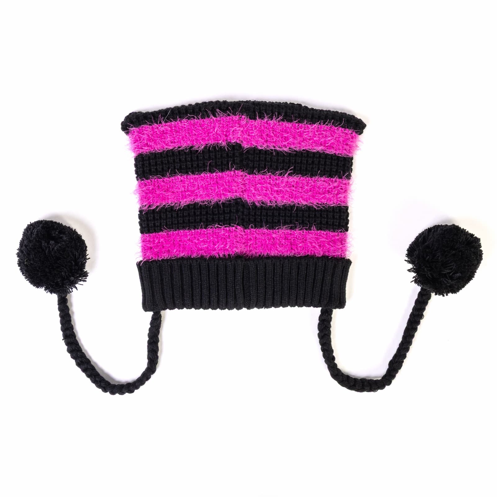 Fluffy tassel, back