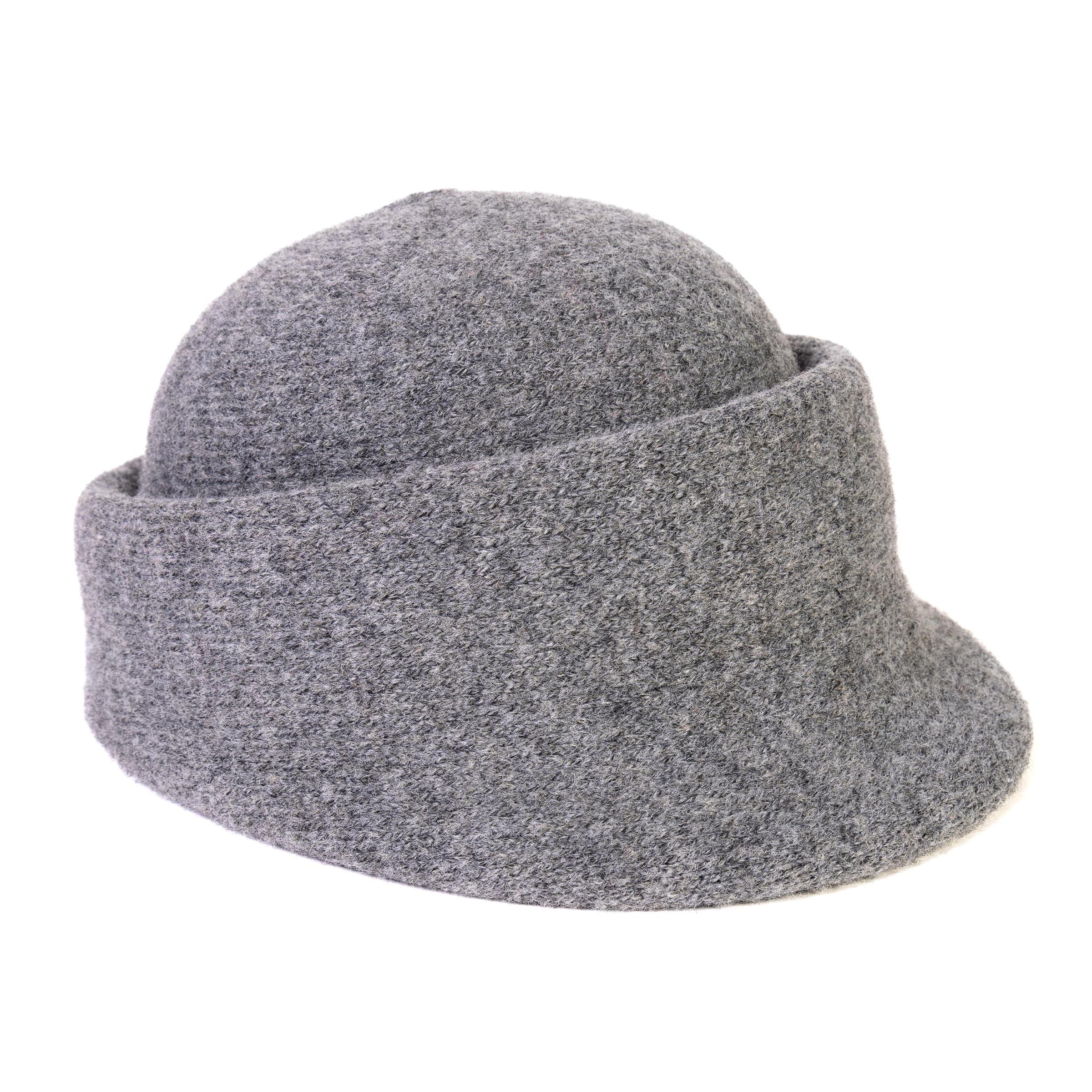 Molded hat 35